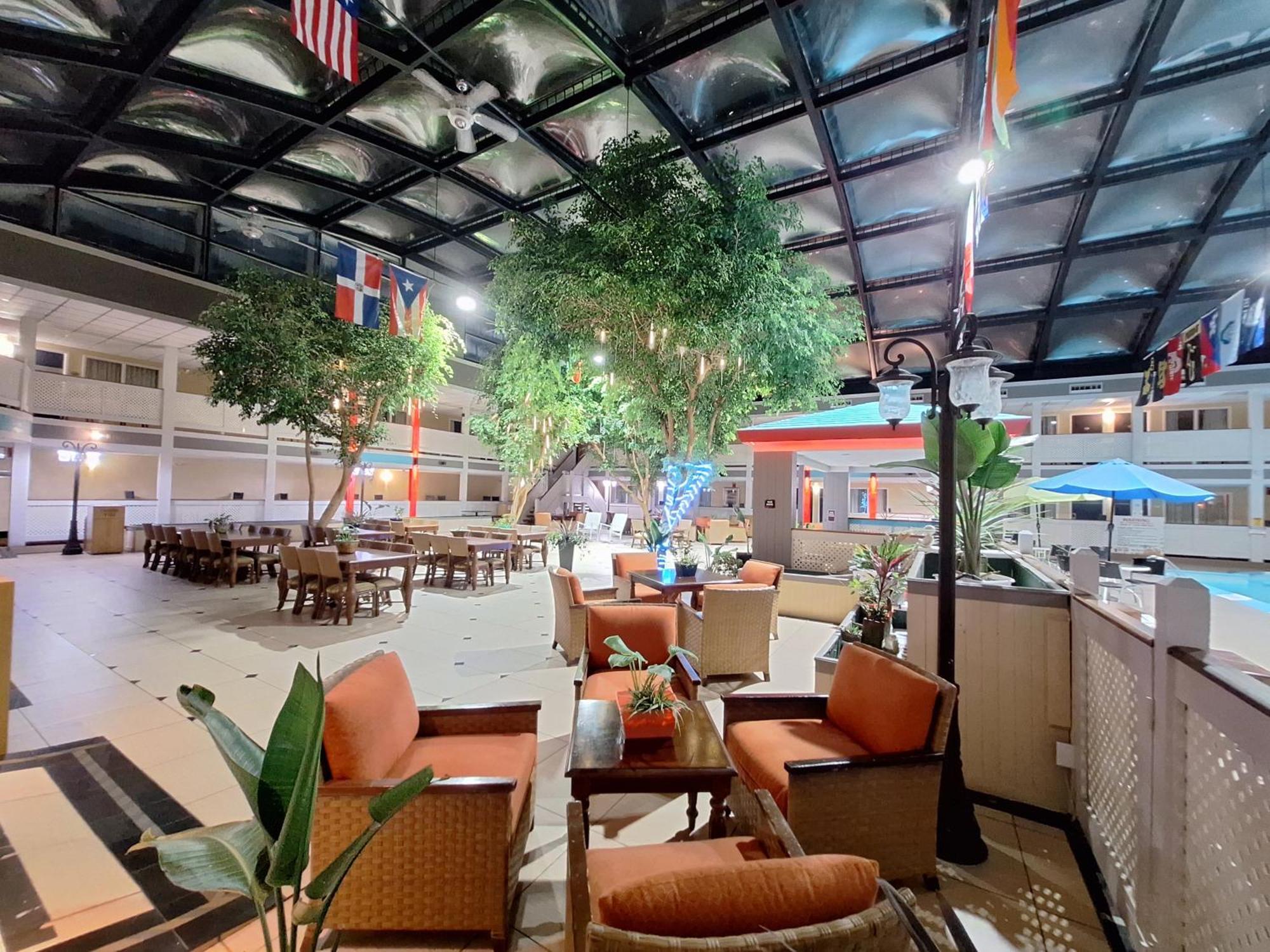 Travelodge By Wyndham Indianapolis Speedway المظهر الخارجي الصورة